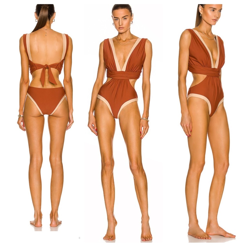 NWT! JOHANNA ORTIZ
Allspice Beloved One Piece Swimsuit
Color: Brown